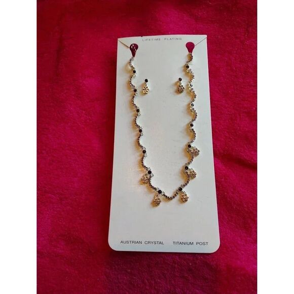 Austrian Purple and Clear Crystal Necklace and Earrings Set Titanium Post - Picture 4 of 6